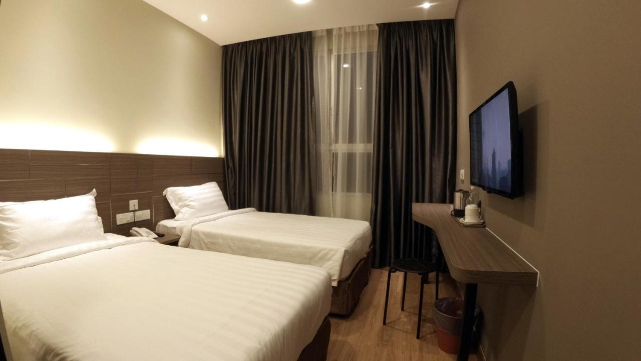 U Design Hotel Kuala Lipis Dış mekan fotoğraf